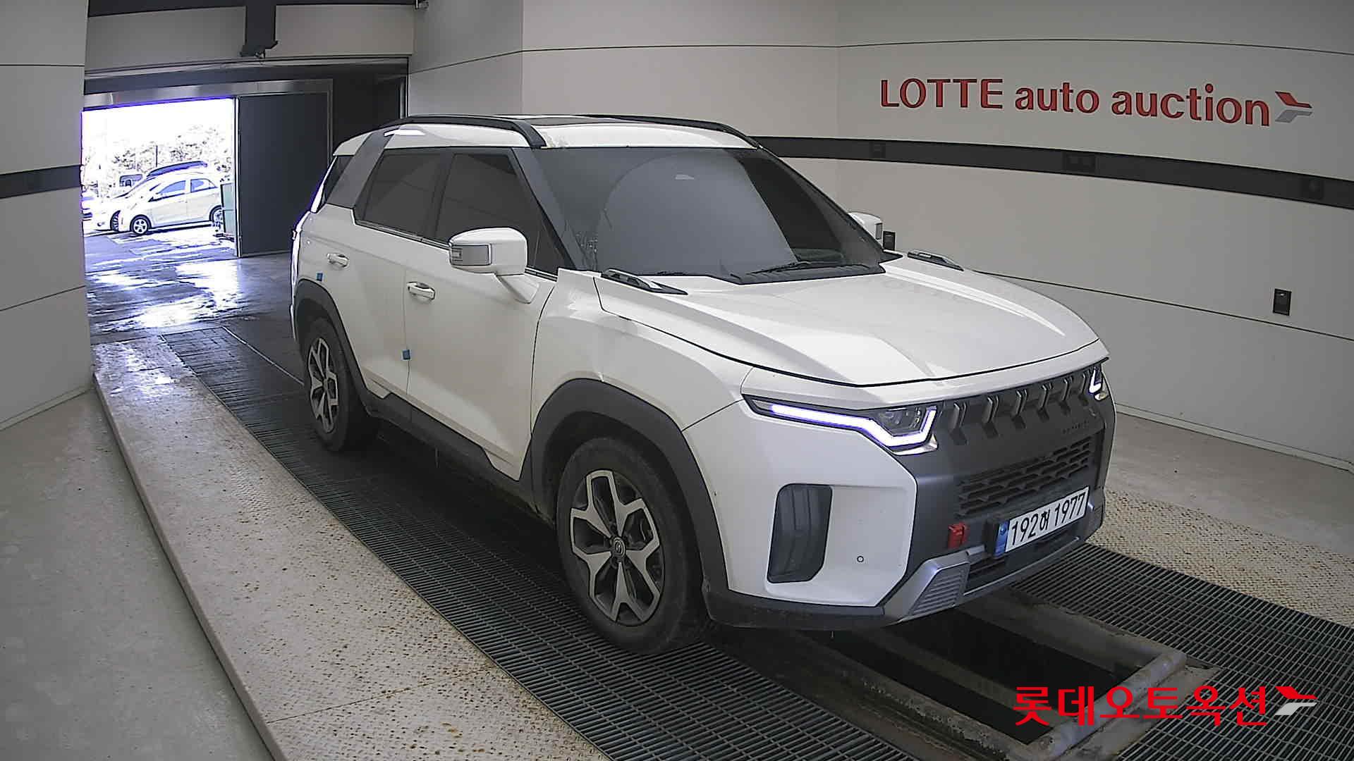 SsangYong Torres 2023 Grand White из Кореи, фото 2