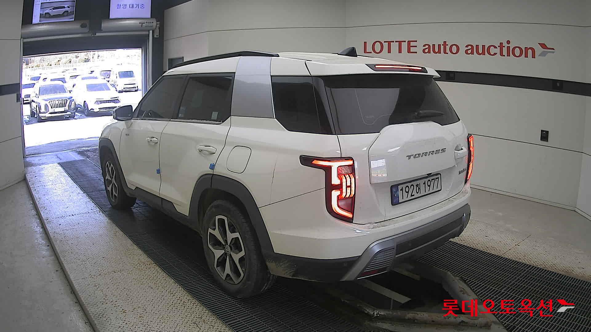 SsangYong Torres 2023 Grand White из Кореи, фото 6