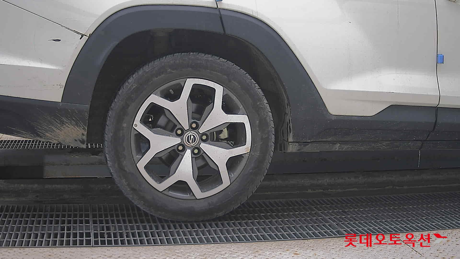 SsangYong Torres id 3628876 из Кореи 24