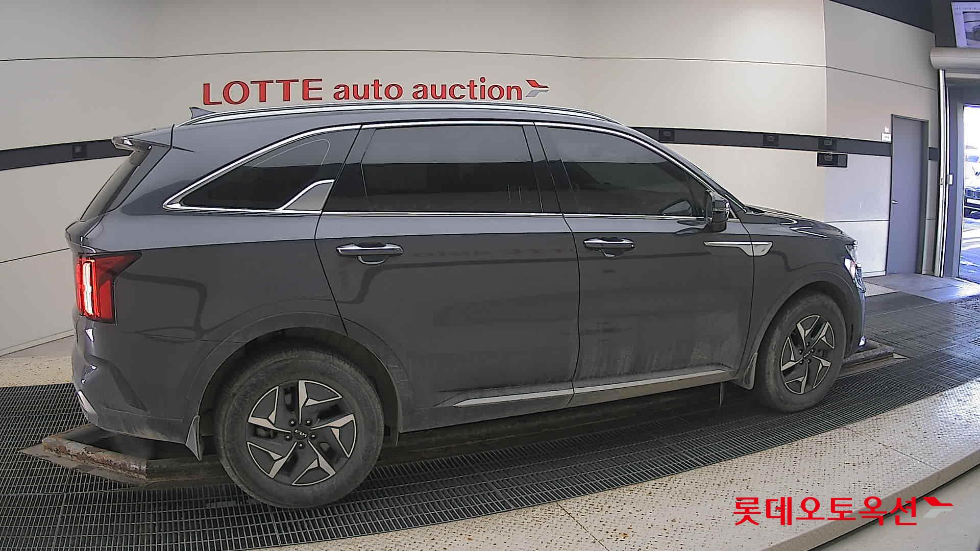 Kia Sorento Hybrid id 3633642 из Кореи 18