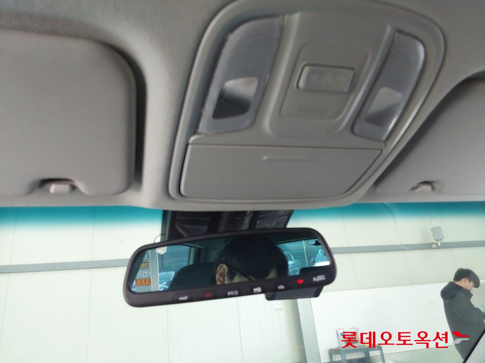 Kia Niro EV id 3816383 из Кореи 31