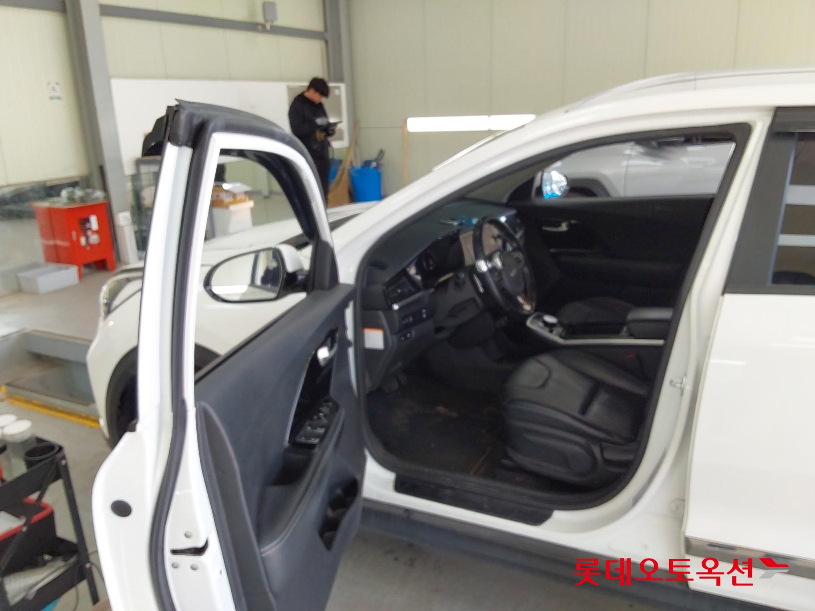 Kia Niro EV id 3816383 из Кореи 36