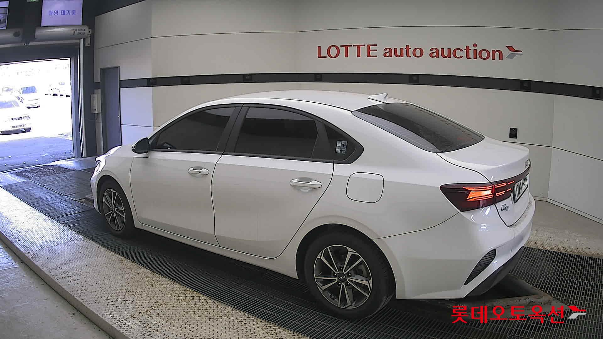 Kia K3 id 3633640 из Кореи 10