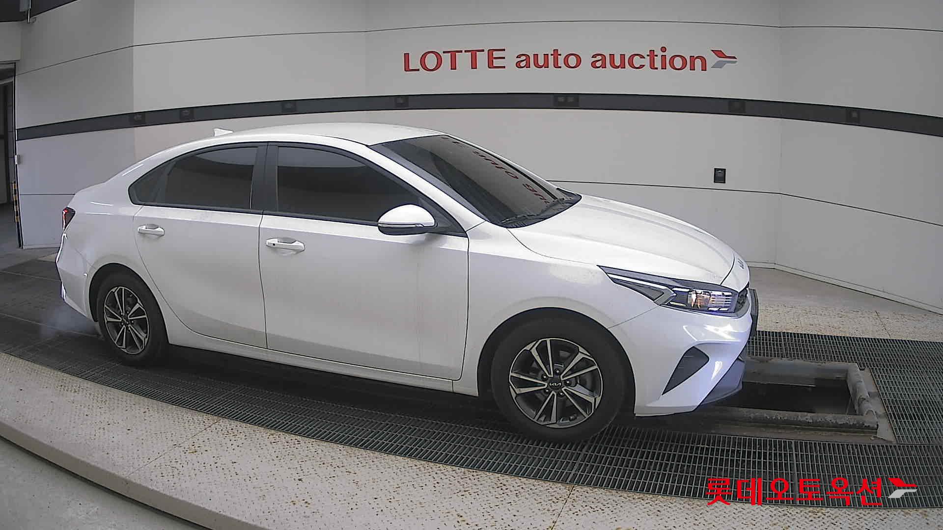 Kia K3 id 3633640 из Кореи 17