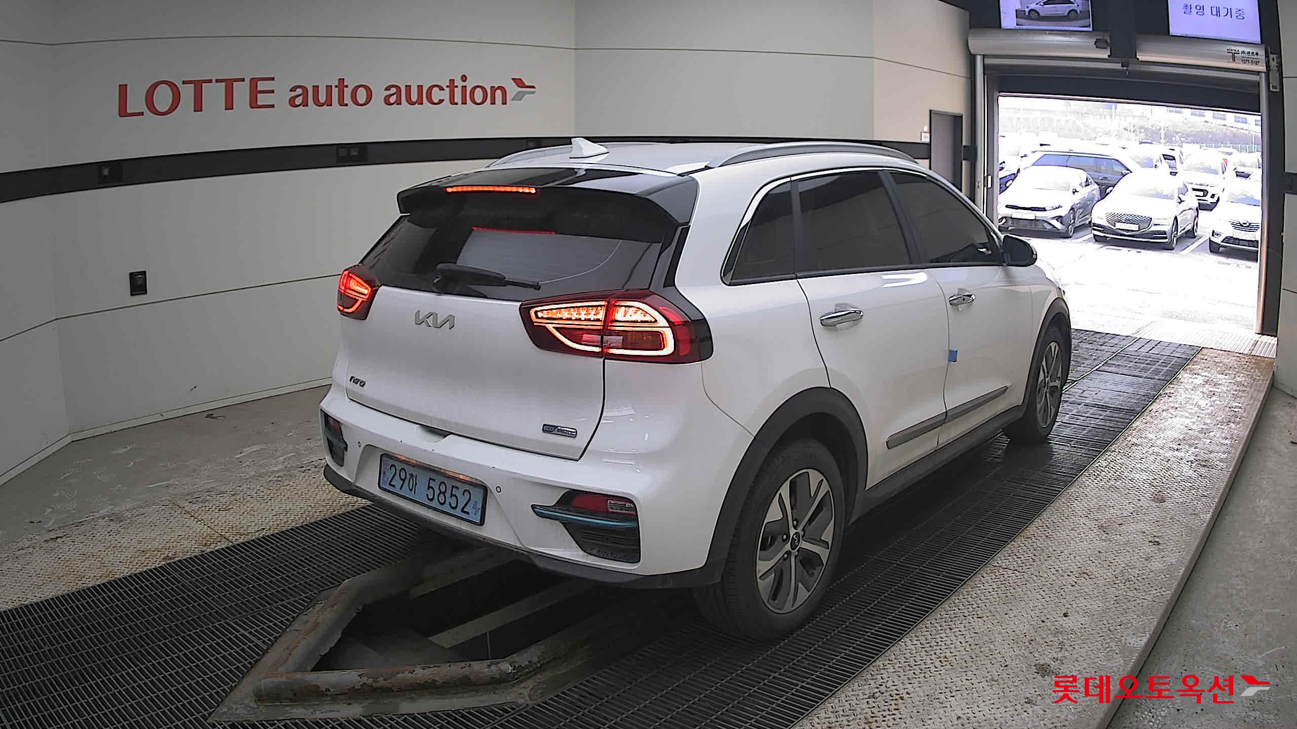 كيا نيرو 2022 - صورة 5