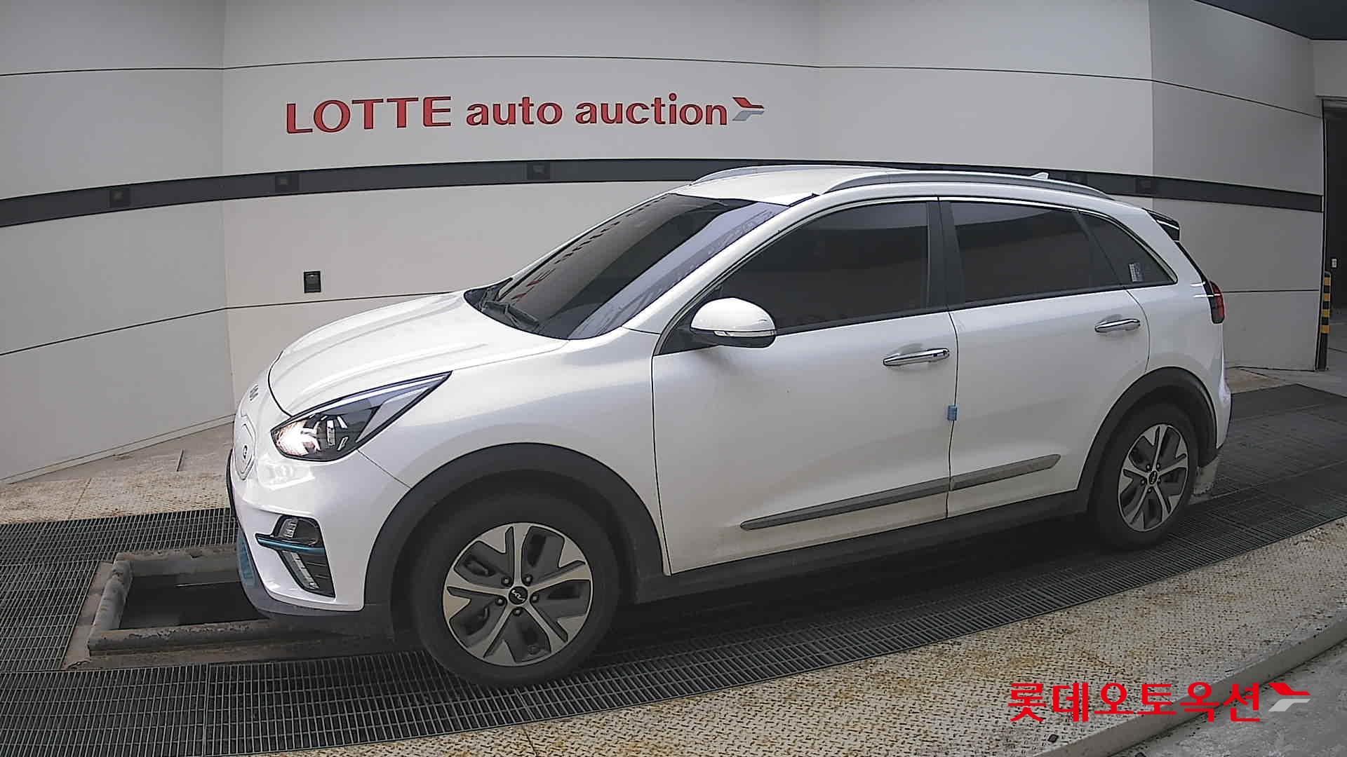 كيا نيرو 2022 - صورة 12