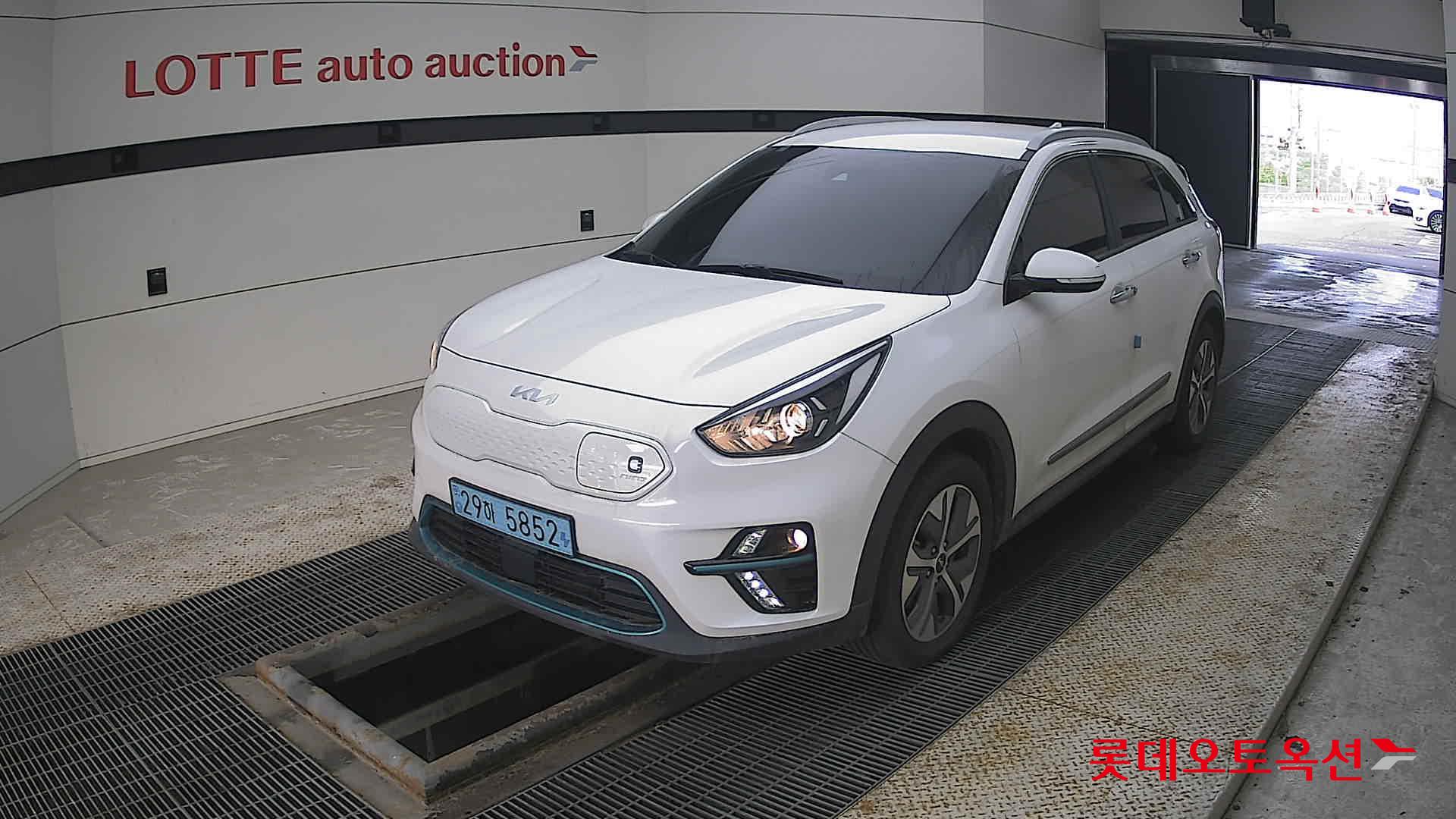 كيا نيرو 2022 - صورة 3