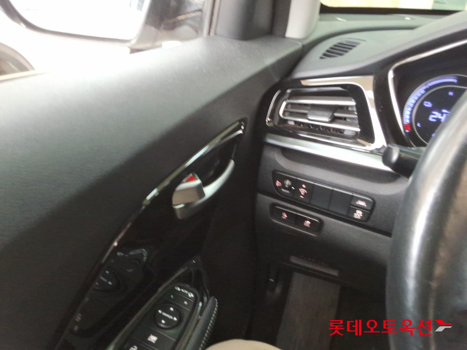 كيا نيرو 2022 - صورة 29