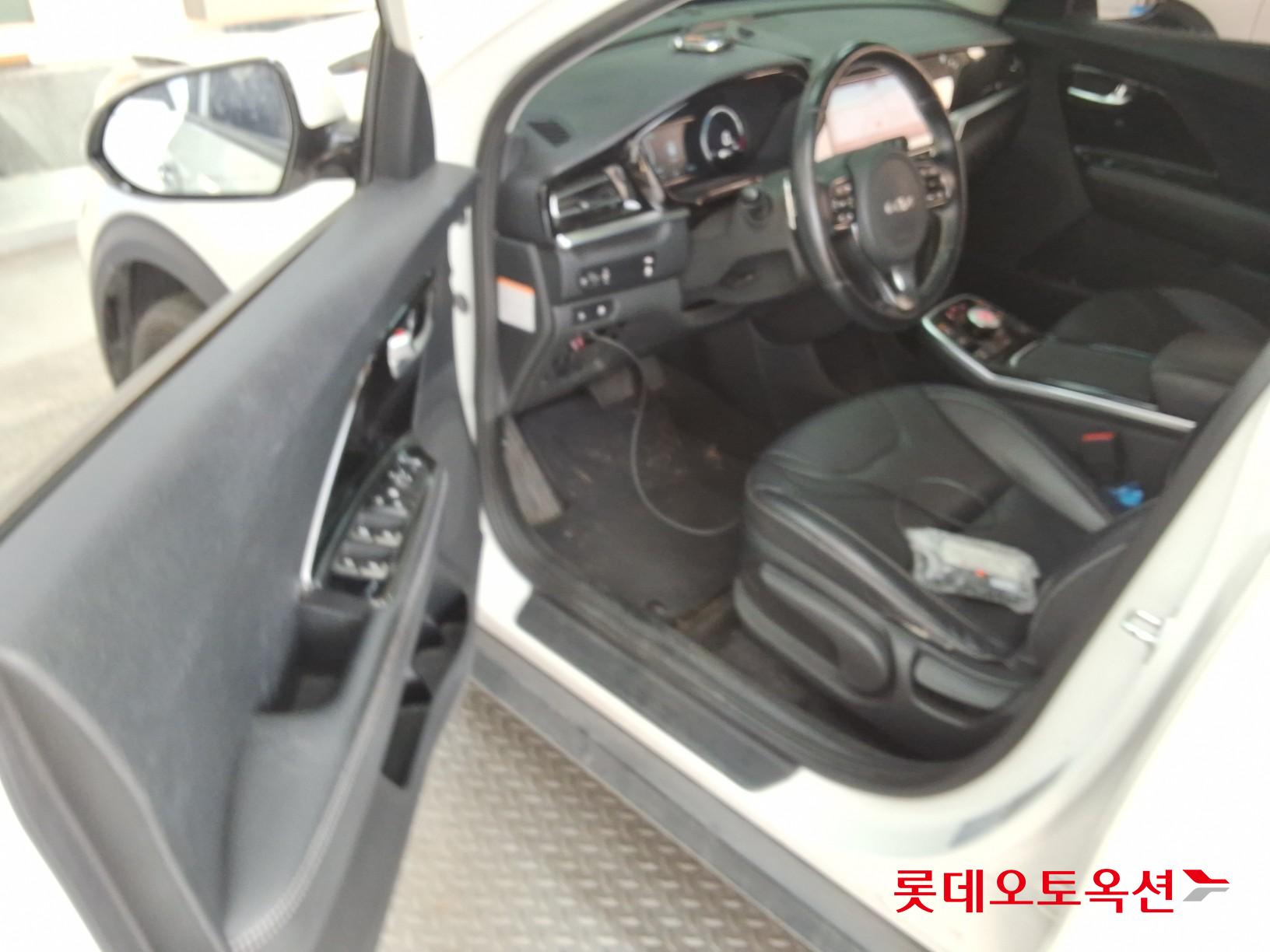 كيا نيرو 2022 - صورة 36