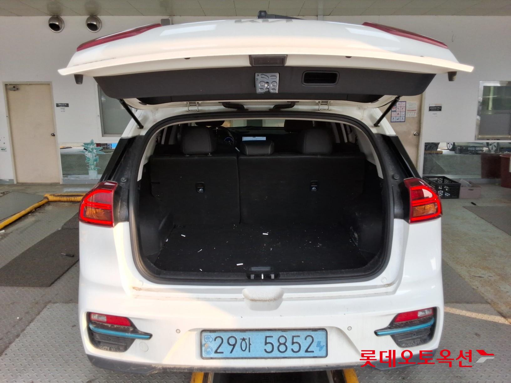 كيا نيرو 2022 - صورة 9