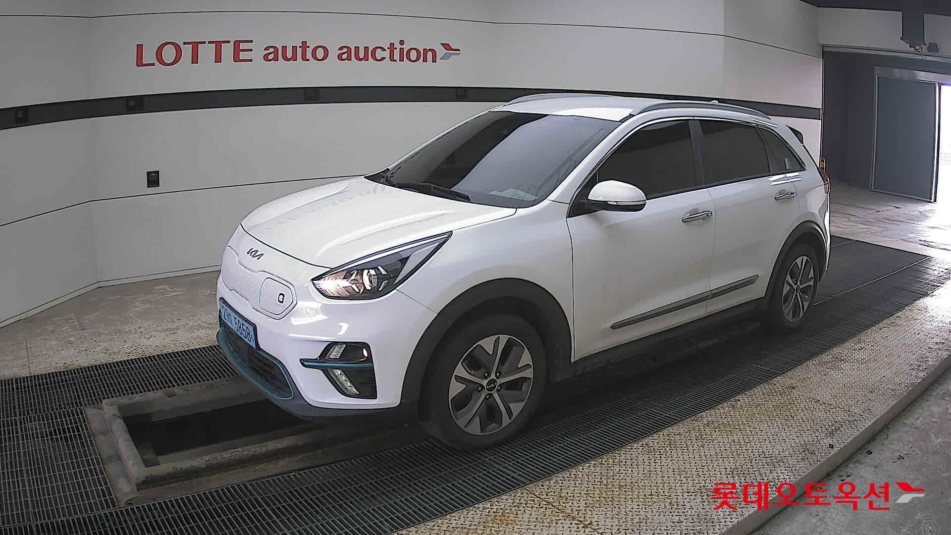 كيا نيرو 2022 - صورة 11