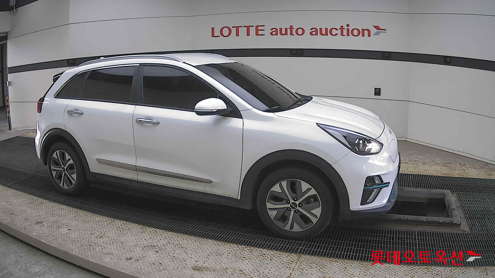 كيا نيرو 2022 - صورة 22