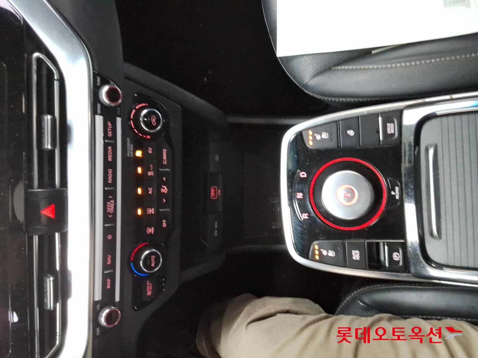 كيا نيرو 2022 - صورة 32