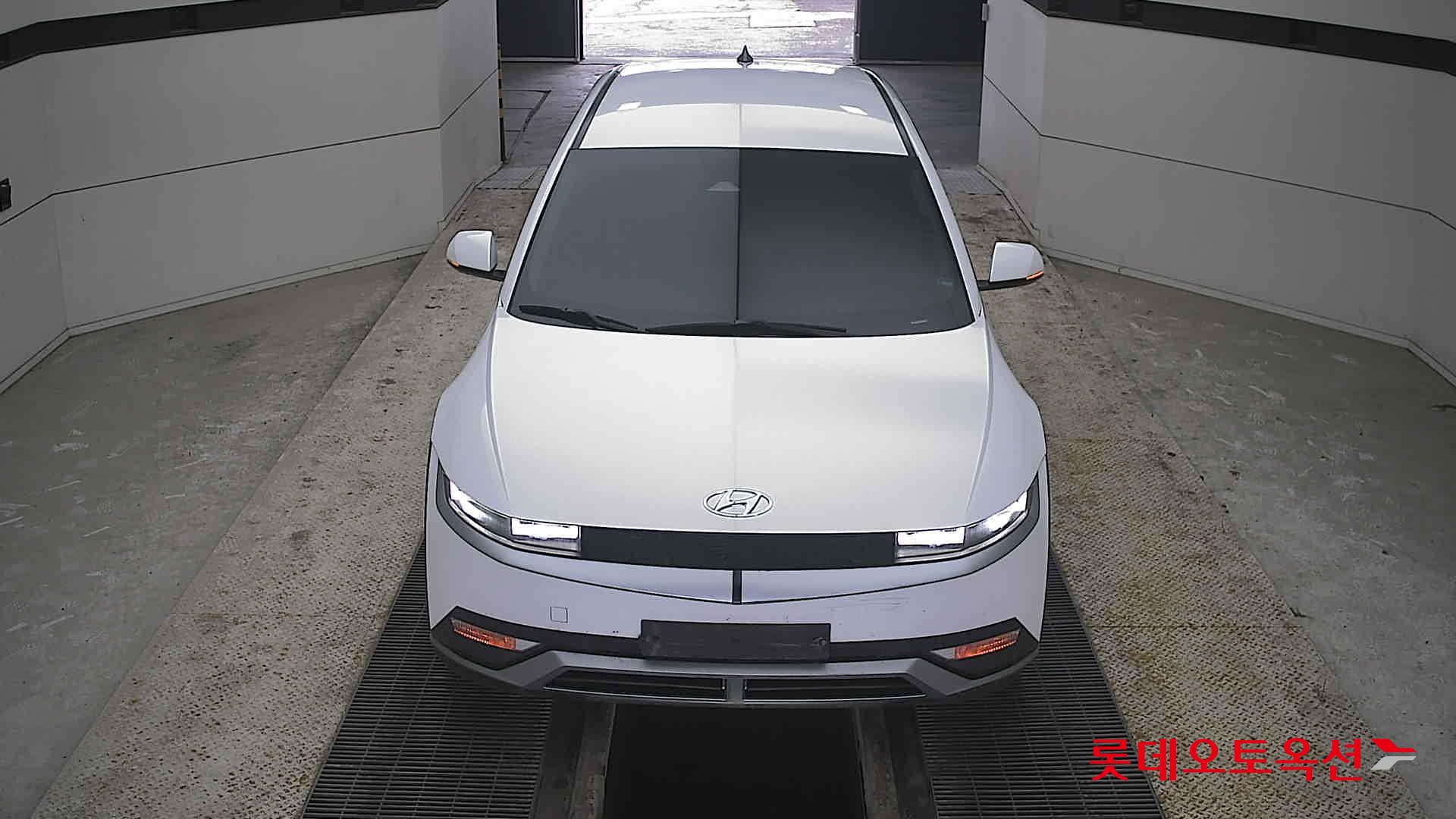 هيونداي أيونيك 5