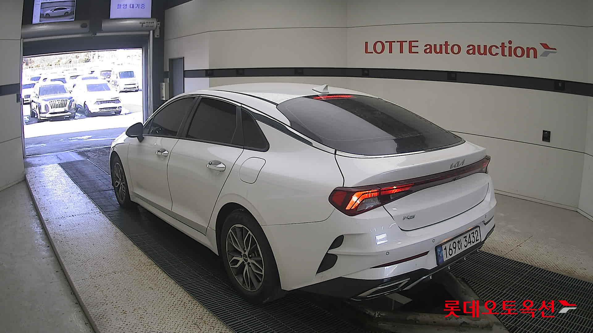 Kia K5 2022 Snow White Pearl (optional) из Кореи, фото 6