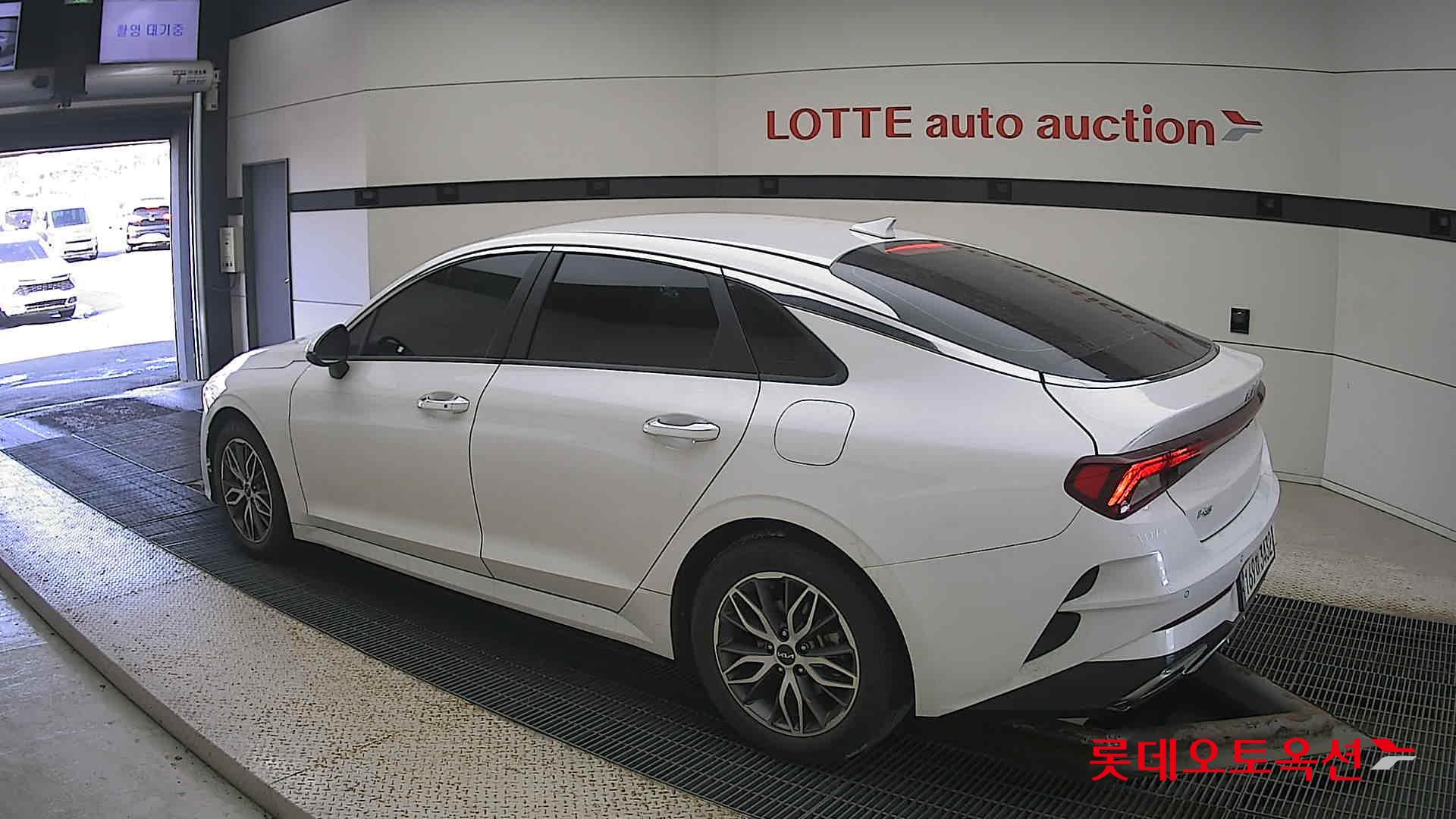 Kia K5 id 3628836 из Кореи 10