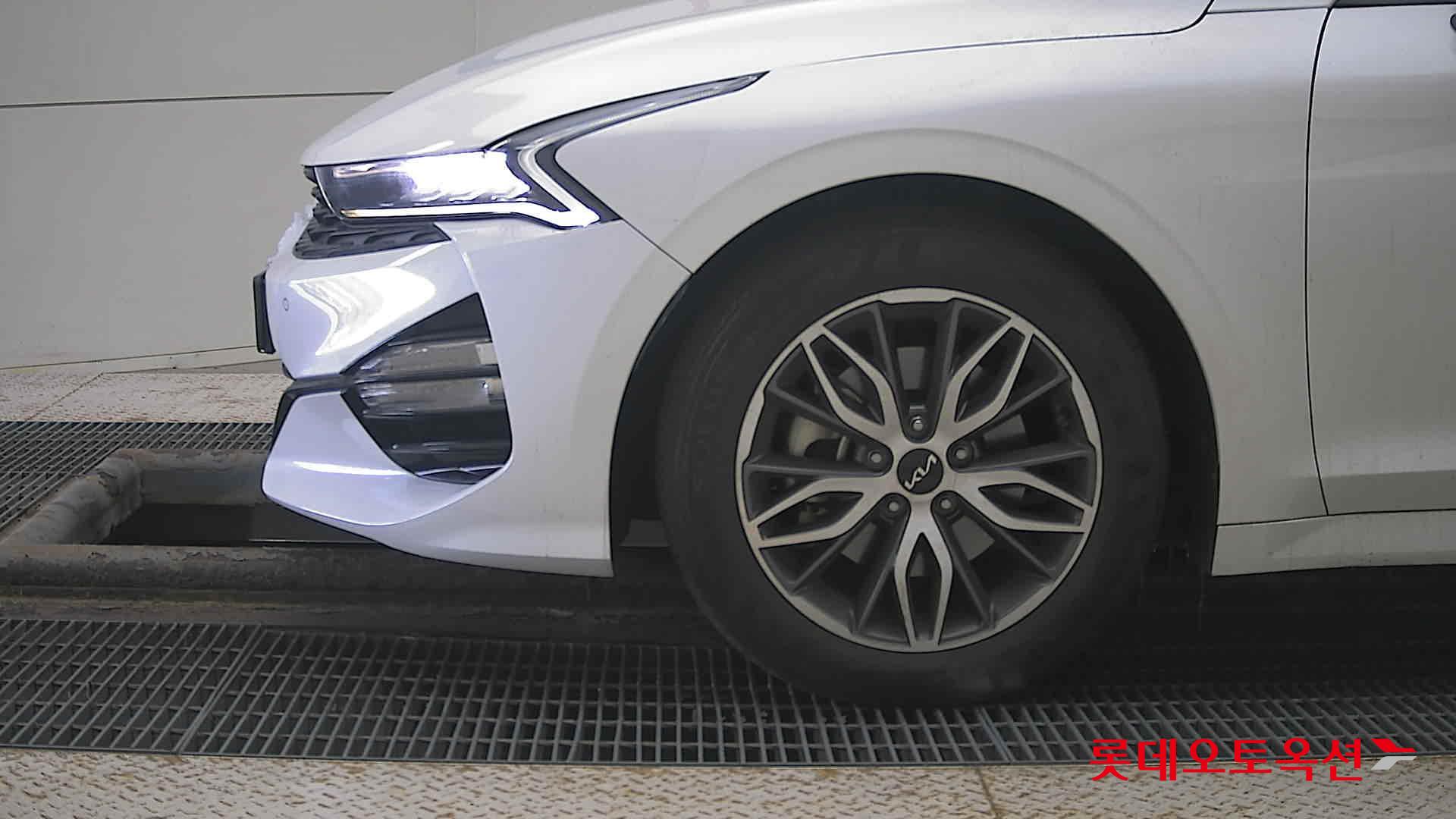 Kia K5 id 3628836 из Кореи 21