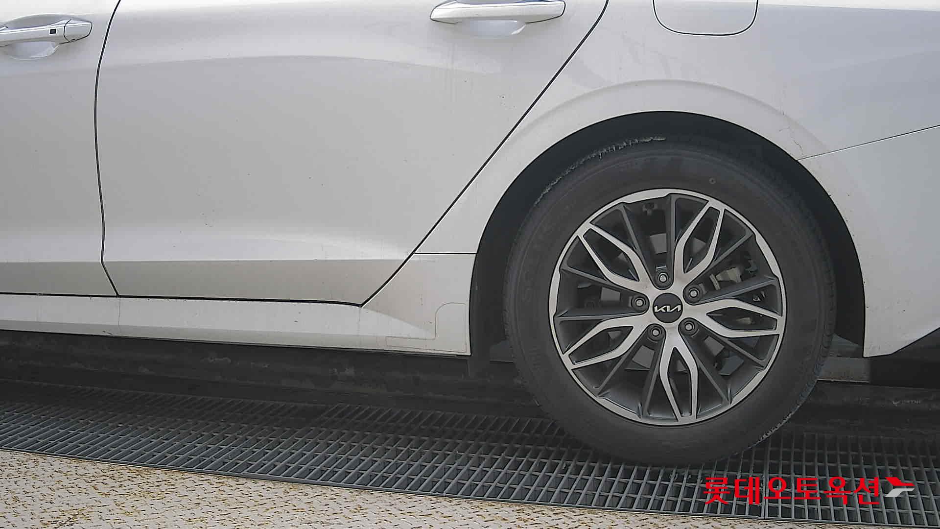 Kia K5 id 3628836 из Кореи 22