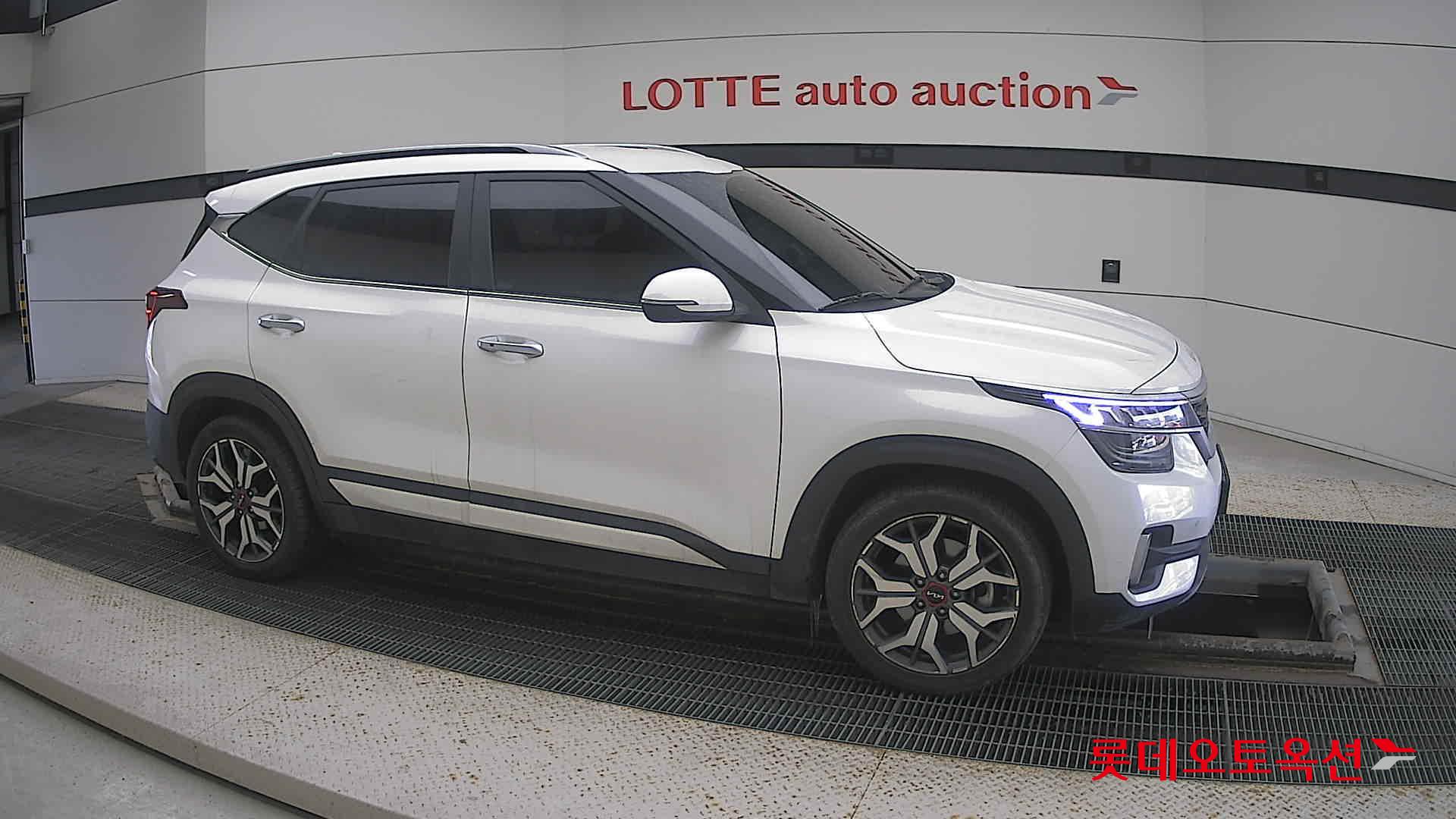 Kia Seltos id 3628834 из Кореи 17
