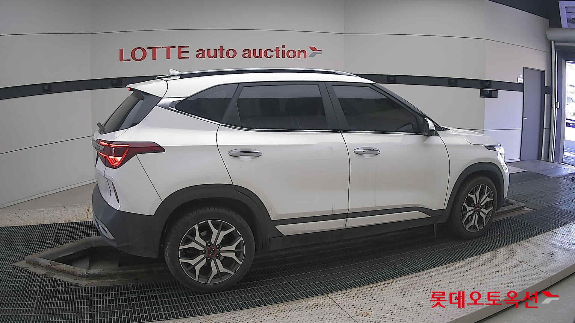 Kia Seltos id 3628834 из Кореи 18