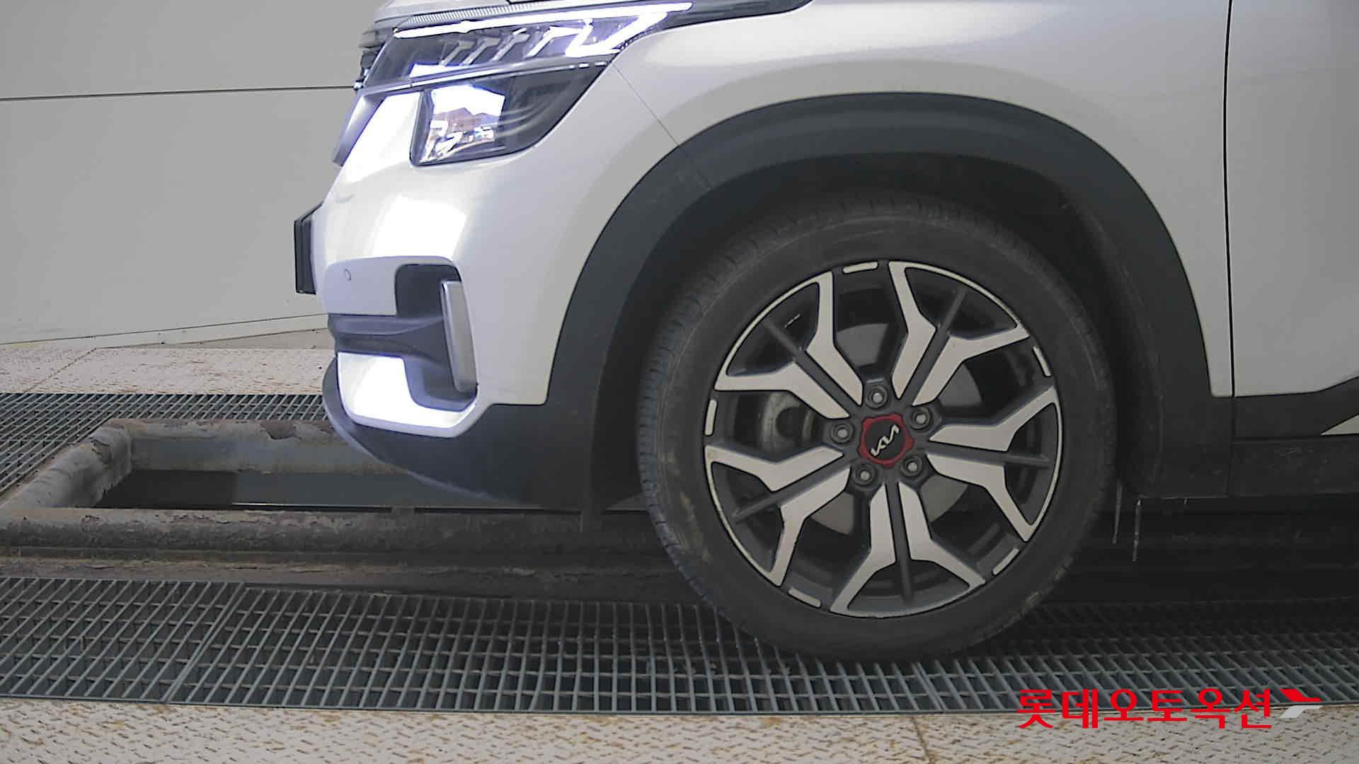 Kia Seltos id 3628834 из Кореи 21