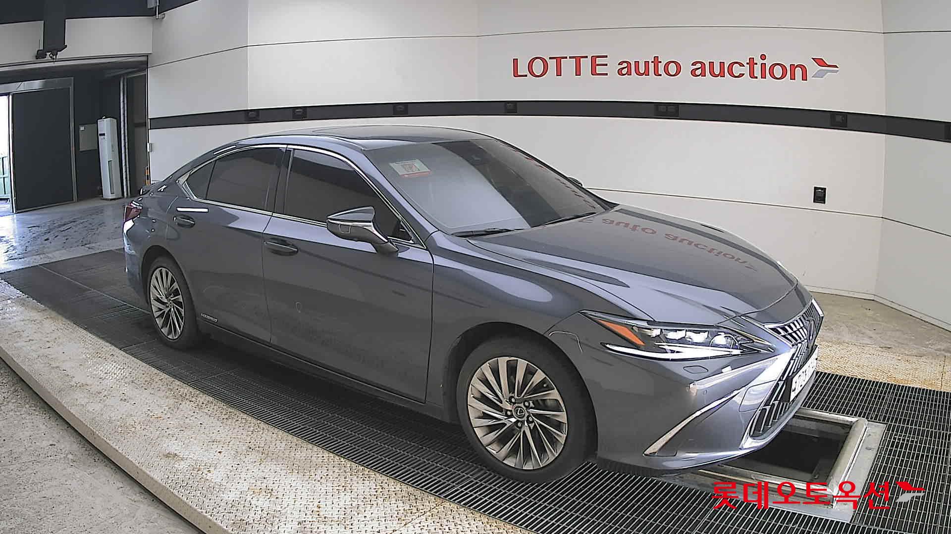 LEXUS ES - 23