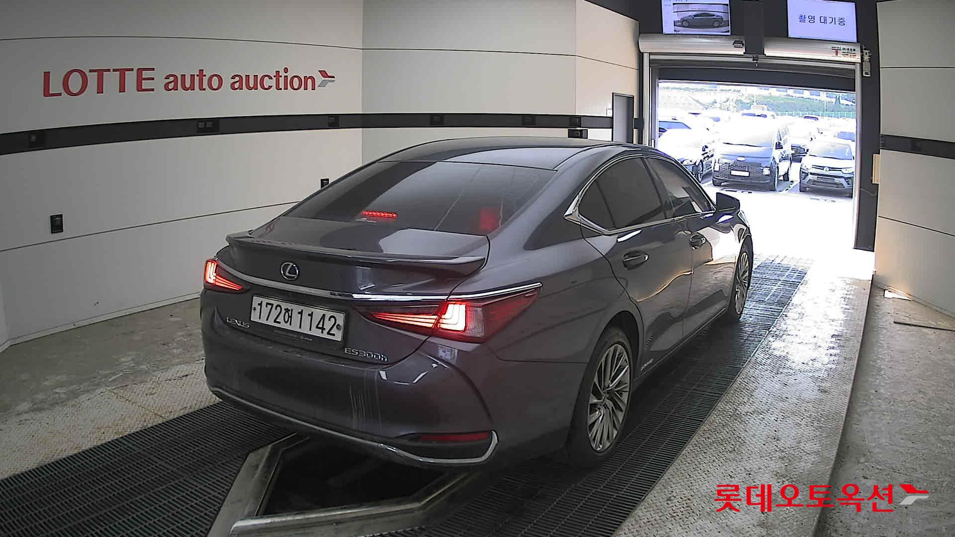 LEXUS ES - 18