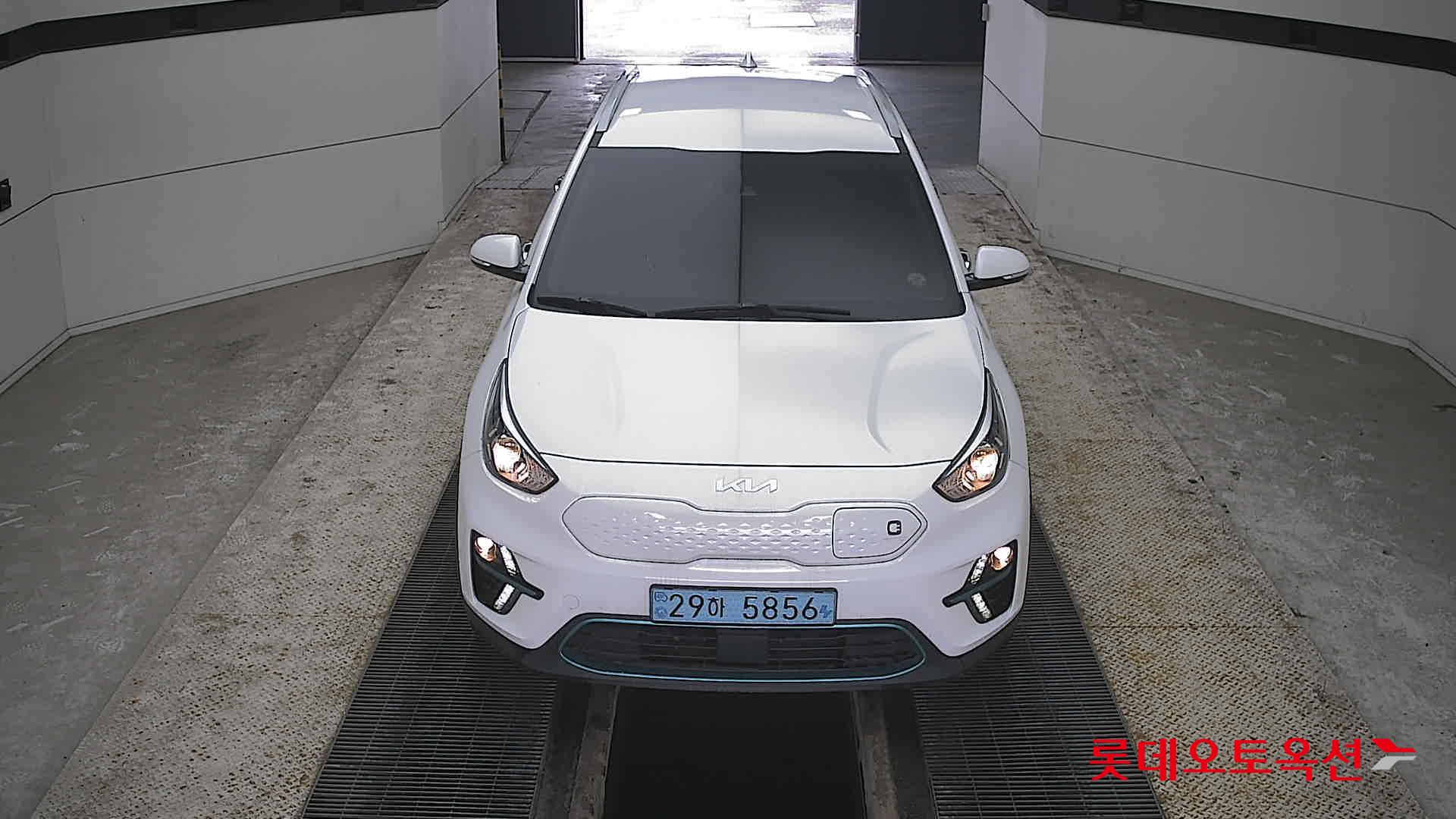 Kia Niro EV id 3809995 из Кореи 8