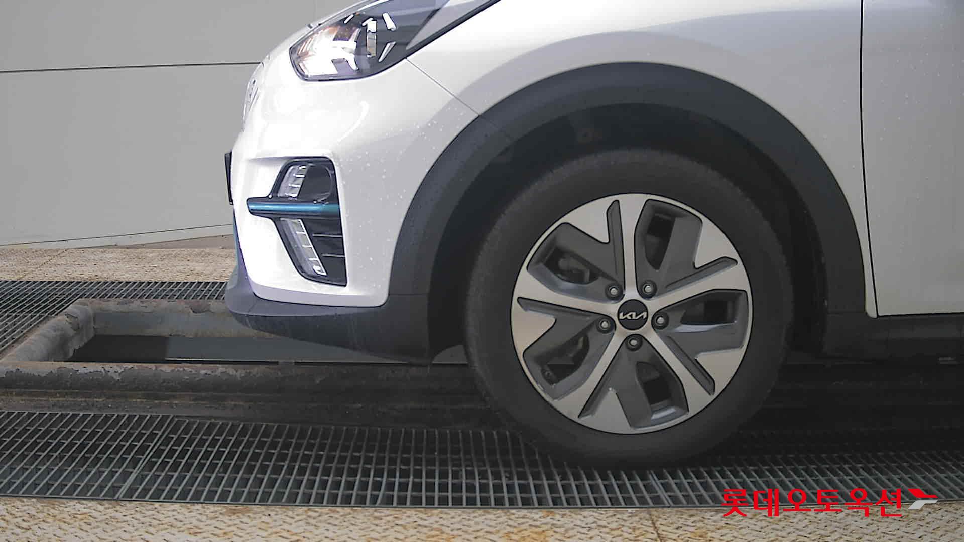Kia Niro EV id 3809995 из Кореи 21