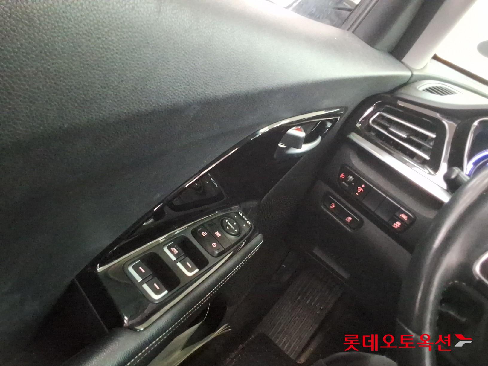 Kia Niro EV id 3809995 из Кореи 28