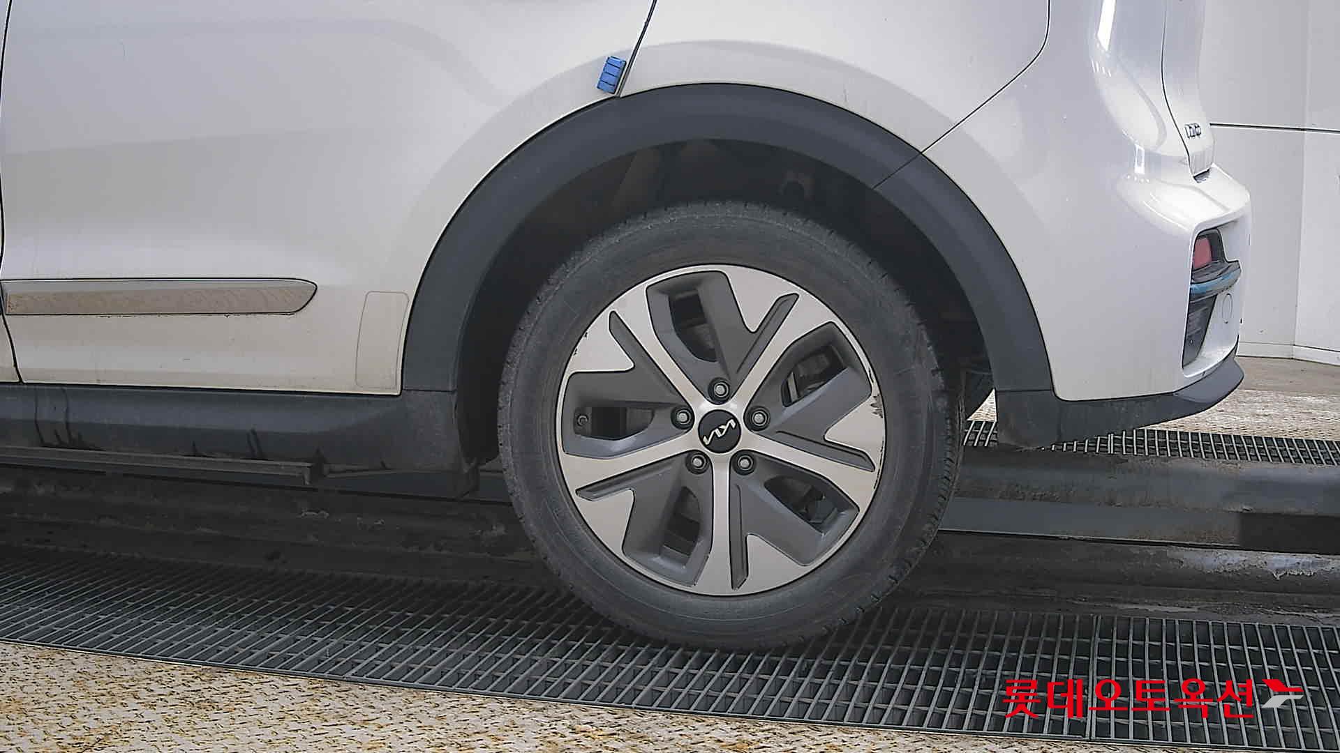 Kia Niro EV id 3809991 из Кореи 22