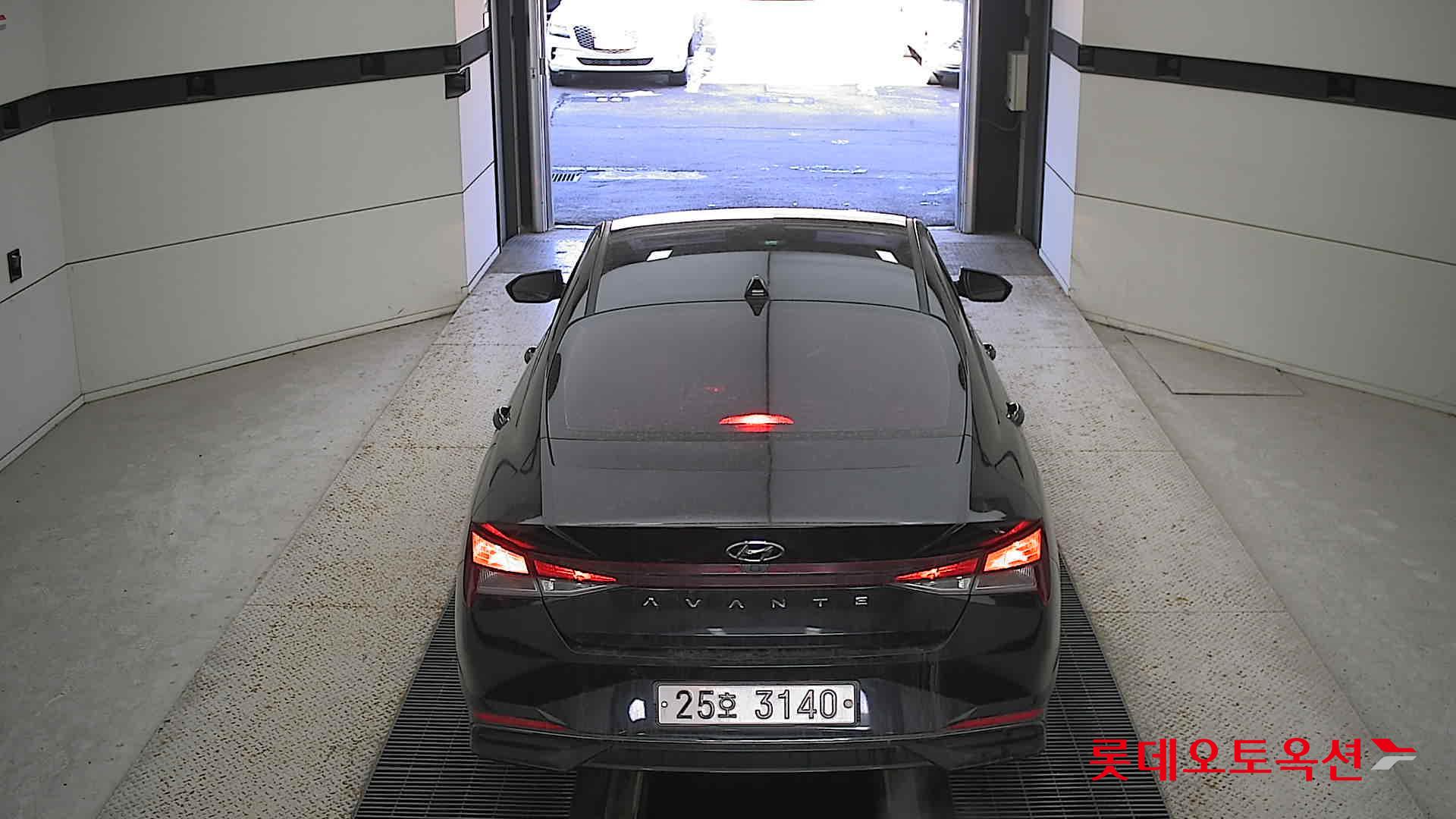 Hyundai Avante 2021 Phantom Black Pearl из Кореи, фото 5