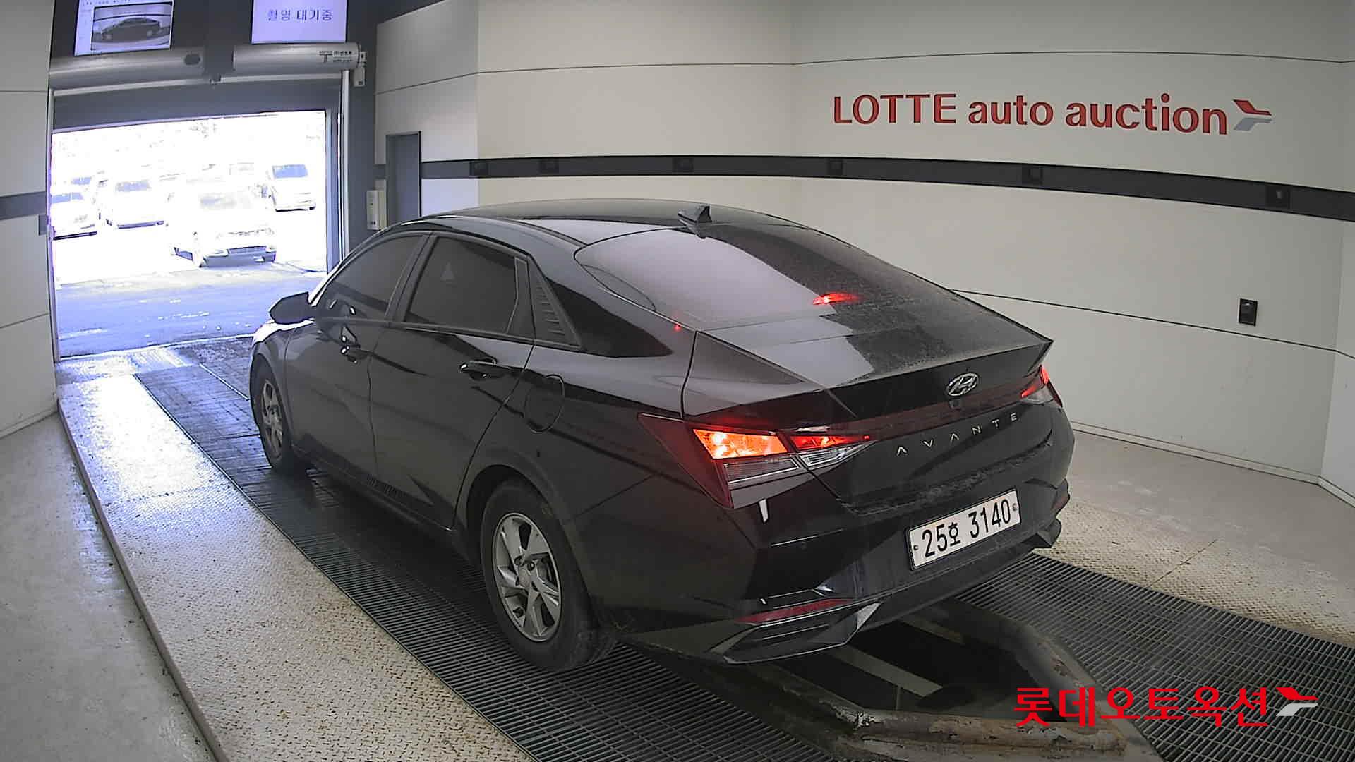 Hyundai Avante 2021 Phantom Black Pearl из Кореи, фото 6