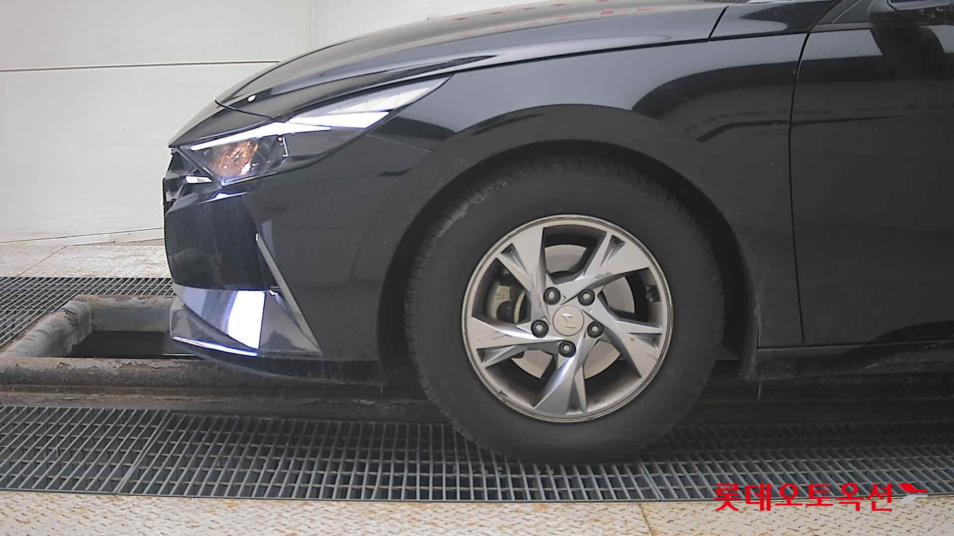 Hyundai Avante id 3633598 из Кореи 21