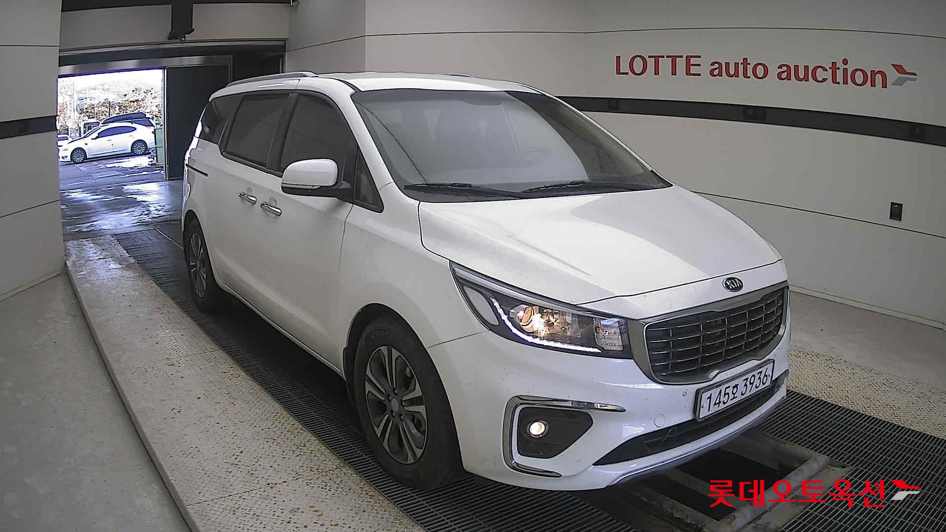 Kia Carnival 2020 Pure White из Кореи, фото 2
