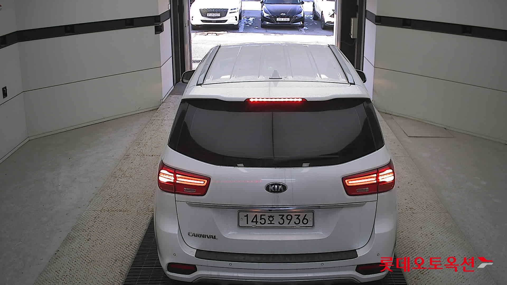 Kia Carnival 2020 Pure White из Кореи, фото 5