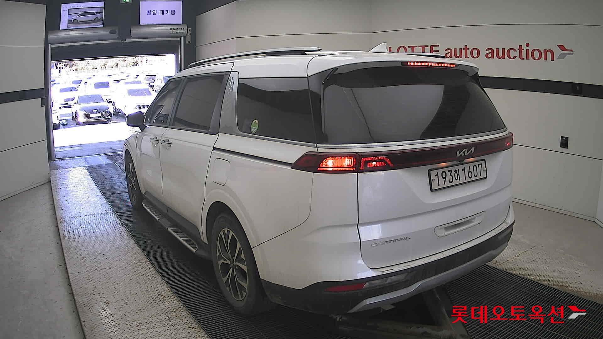 Kia Carnival id 3633637 из Кореи 9