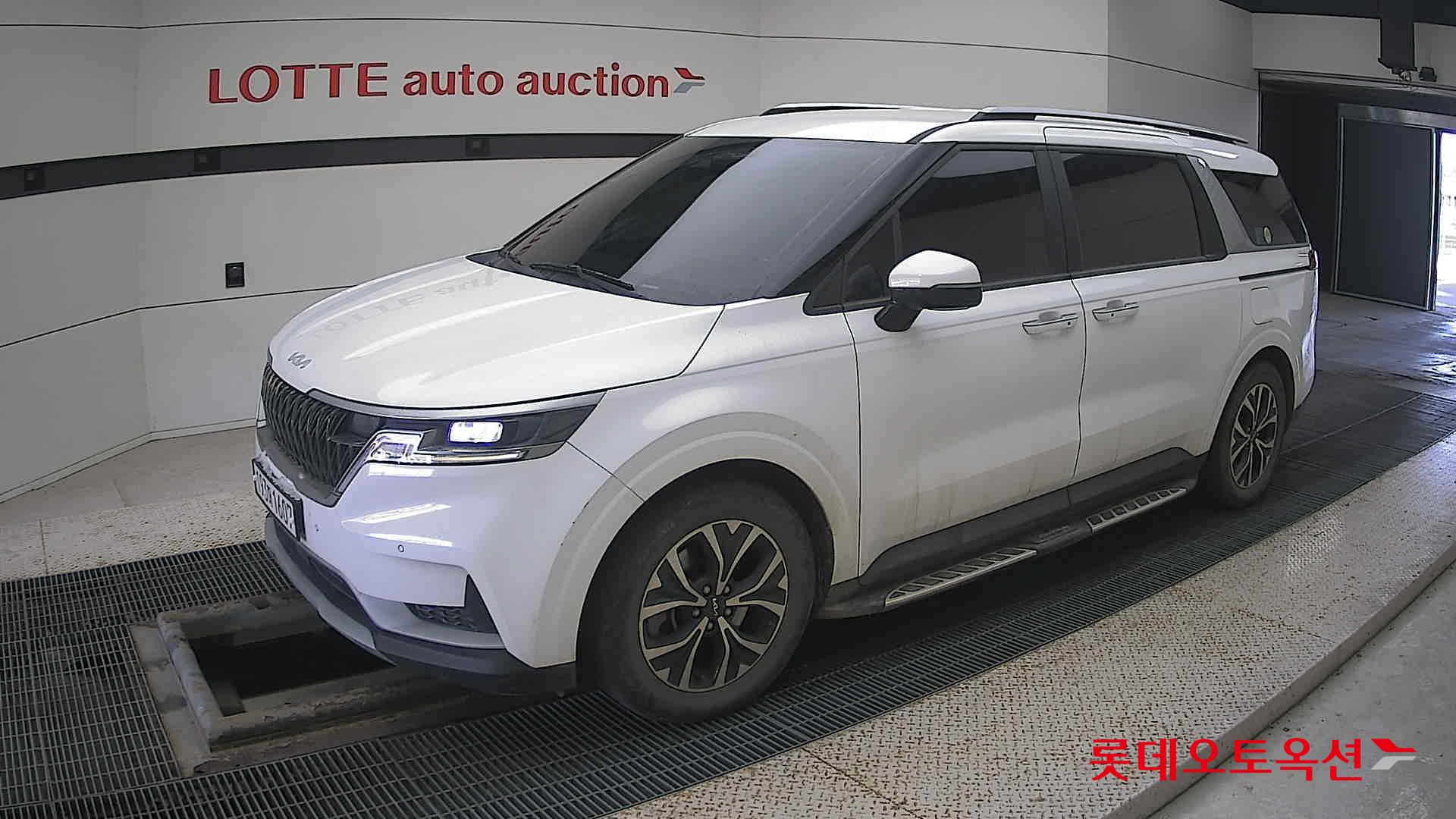 Kia Carnival id 3633637 из Кореи 13