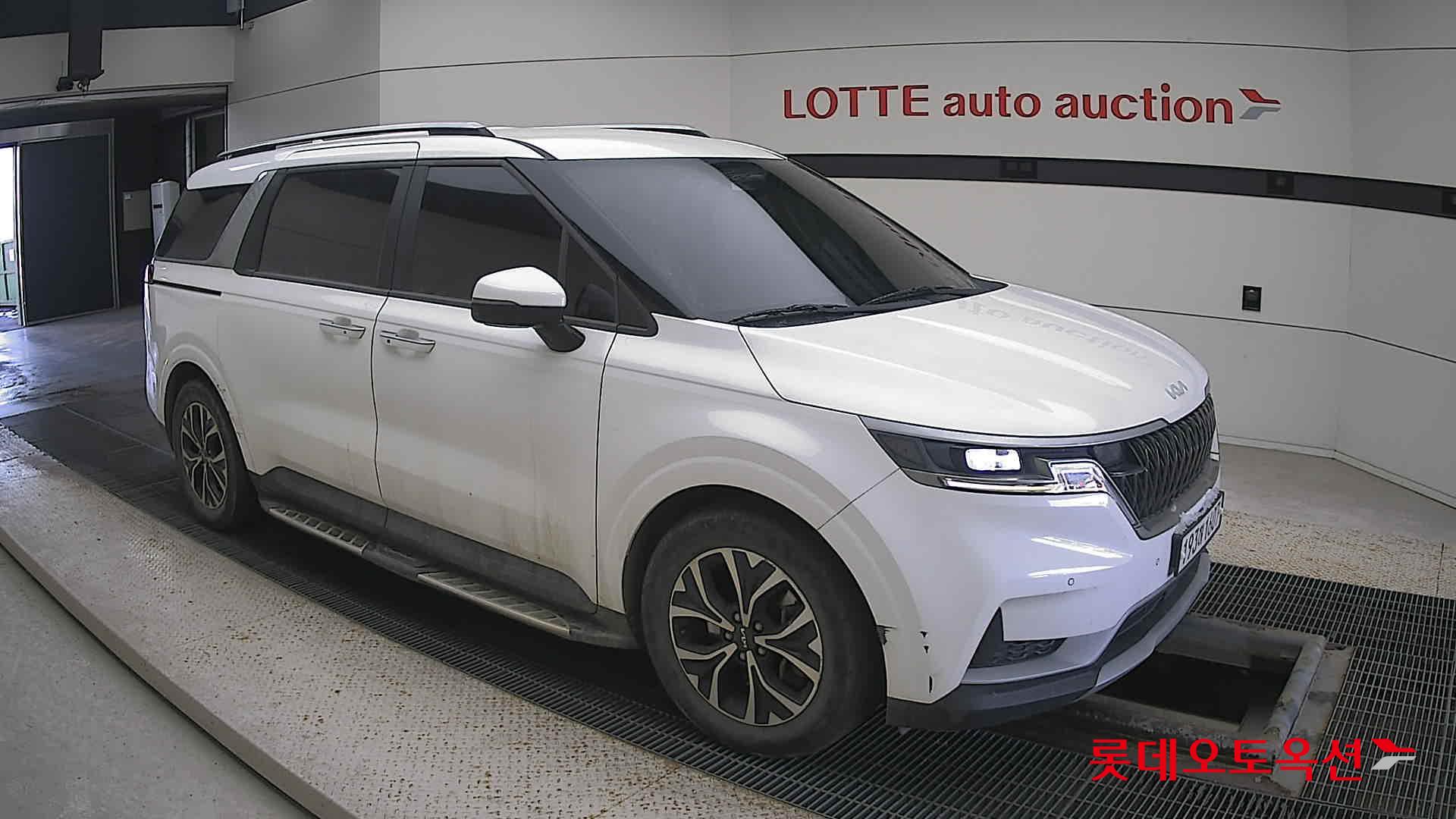 Kia Carnival id 3633637 из Кореи 16