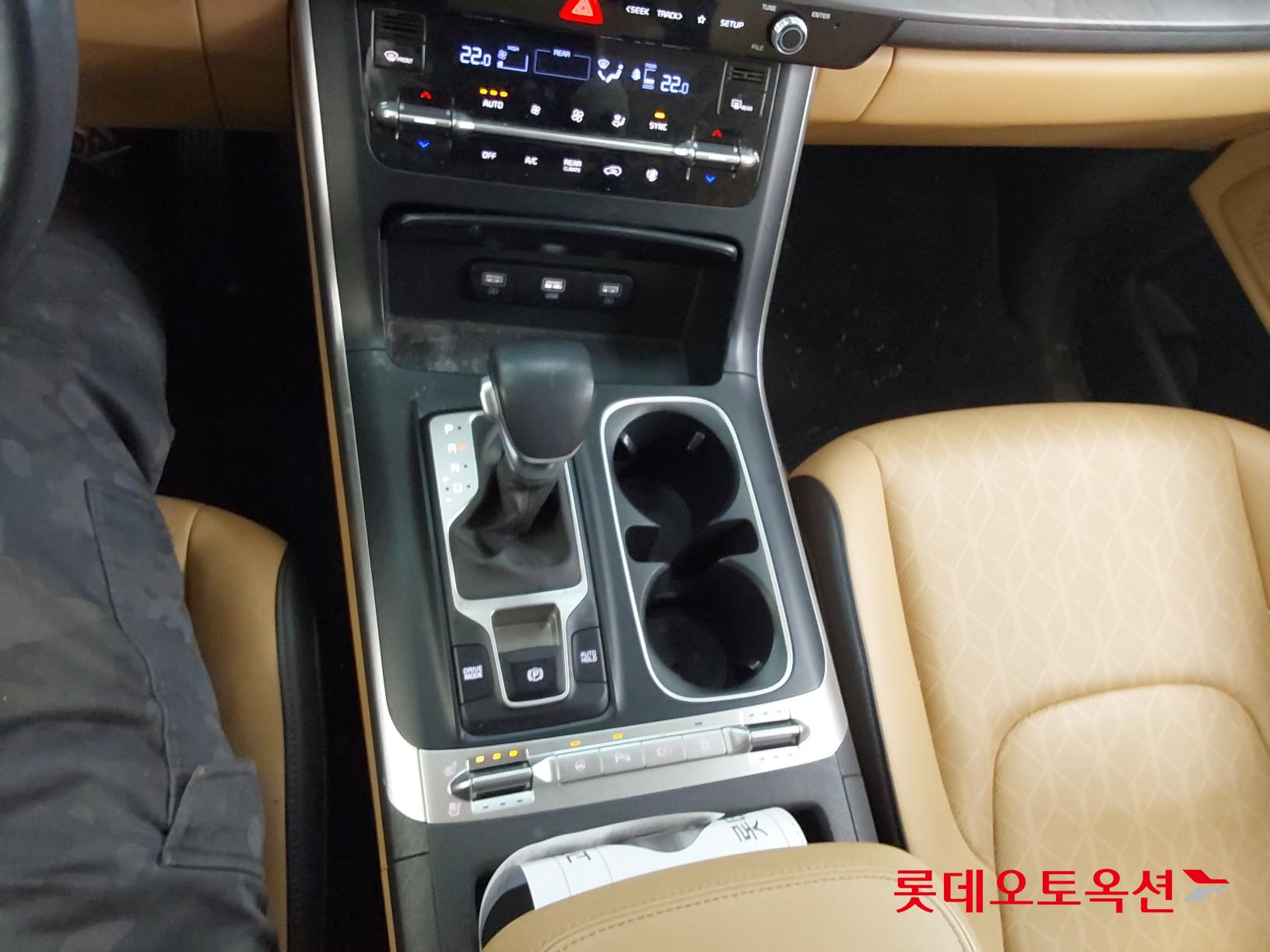 Kia Carnival id 3633637 из Кореи 34