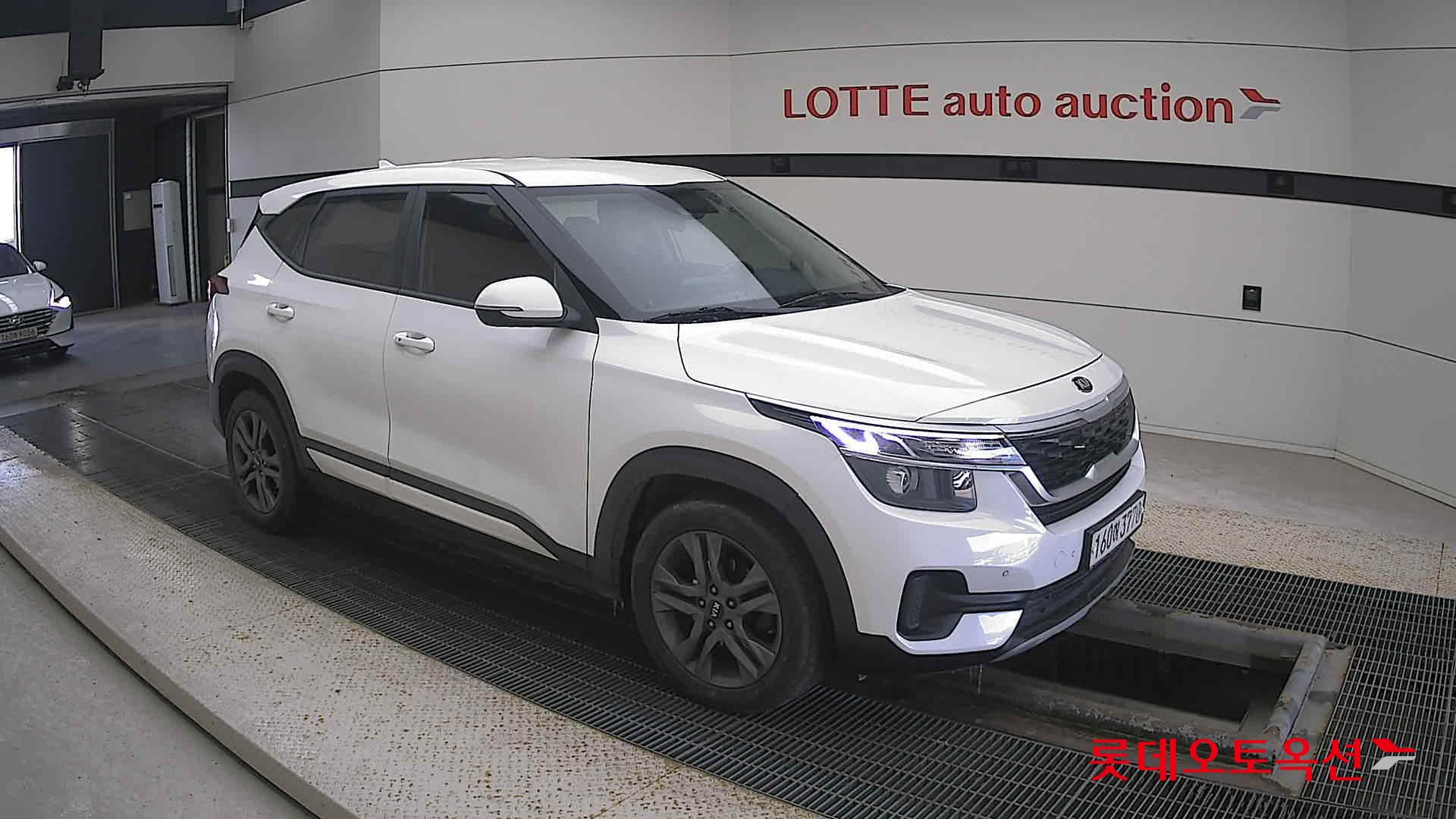 Kia Seltos id 3628837 из Кореи 16