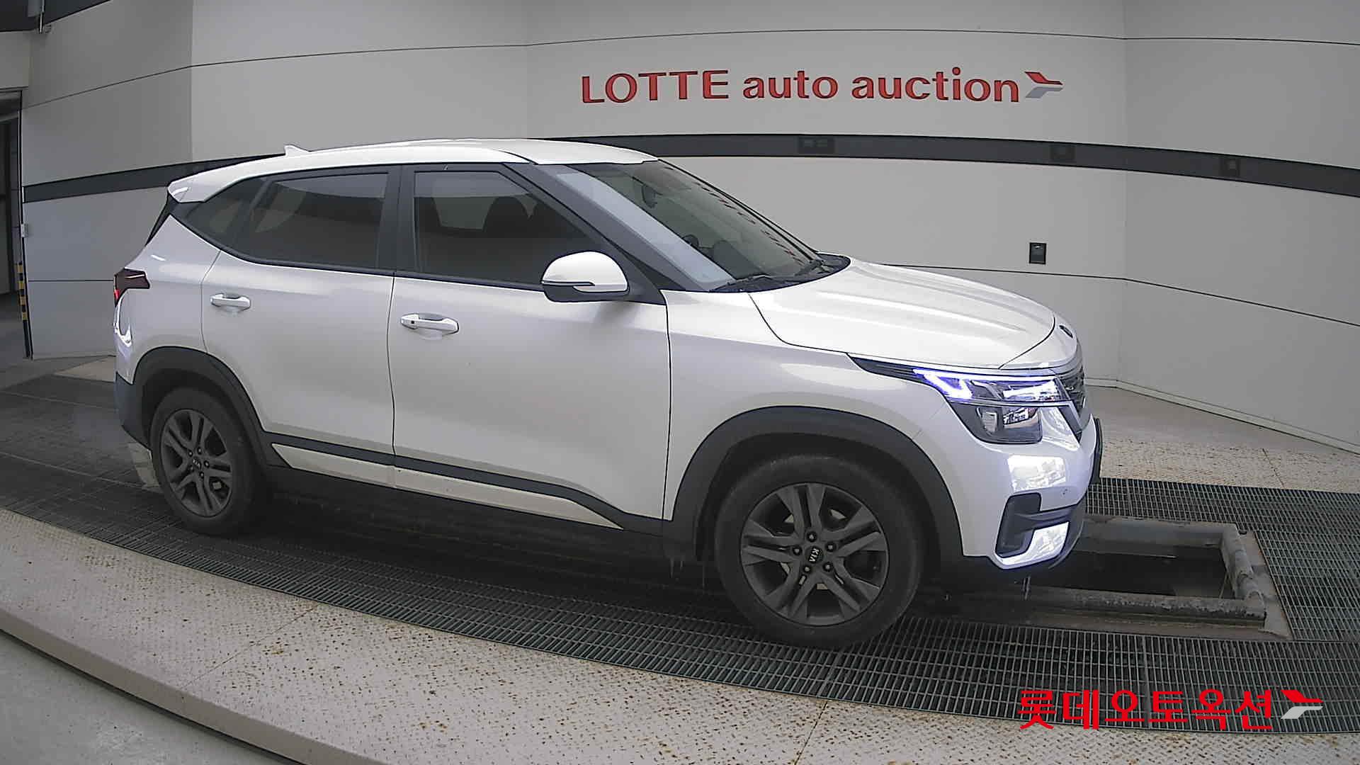 Kia Seltos id 3628837 из Кореи 17