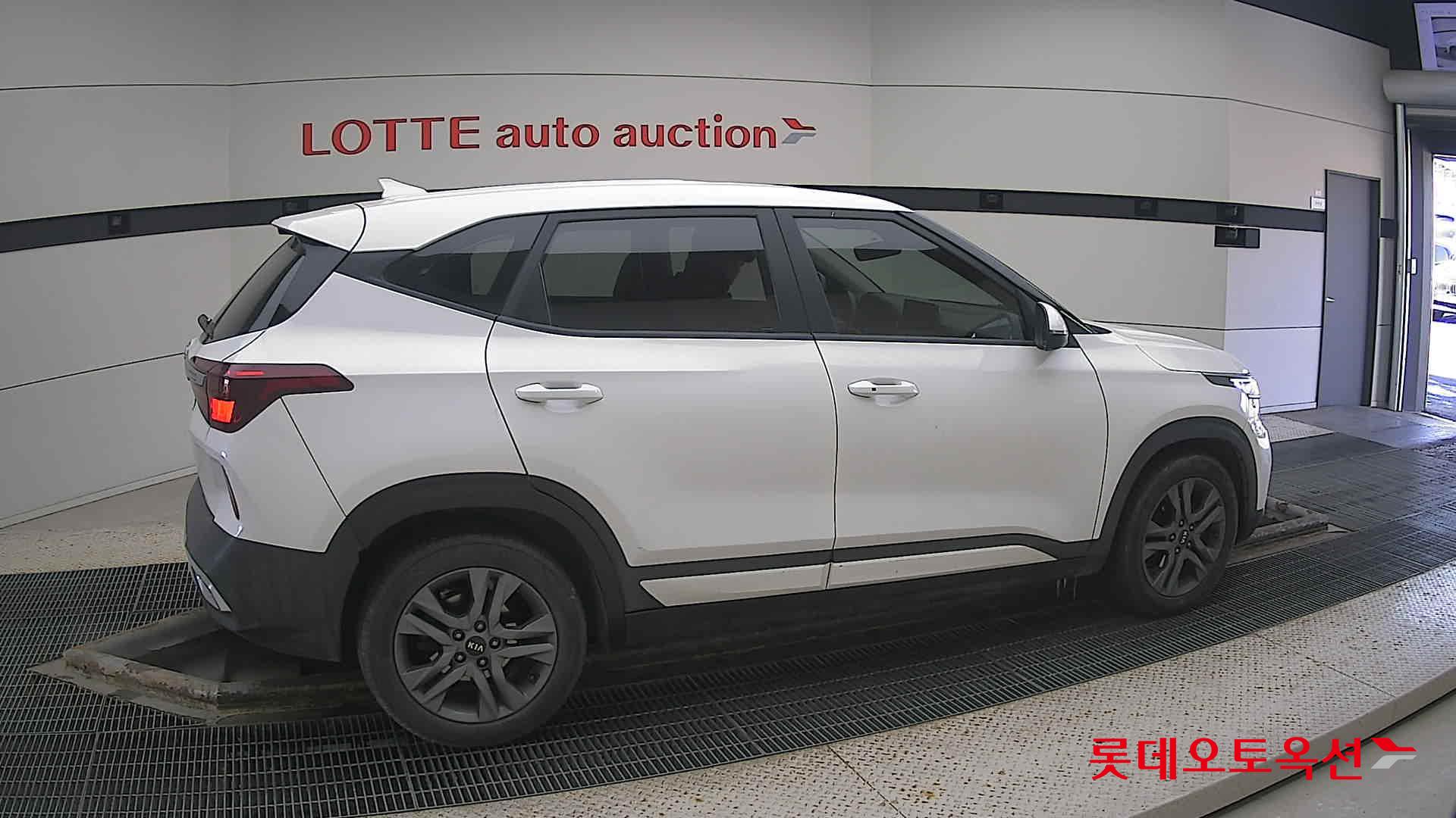Kia Seltos id 3628837 из Кореи 18