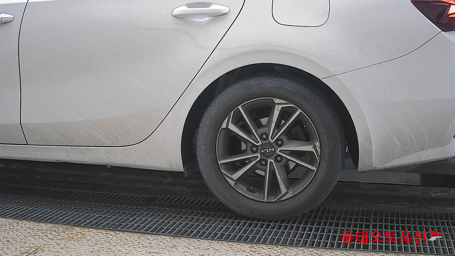 صورة إضافية