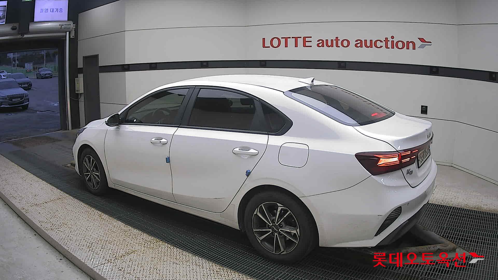 صورة إضافية