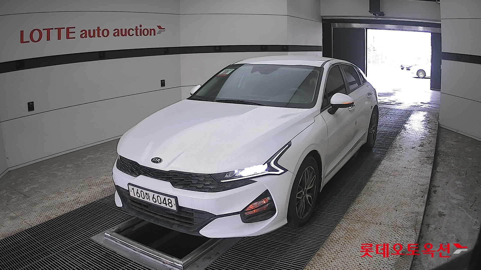 Kia K5 2021 - Image 10