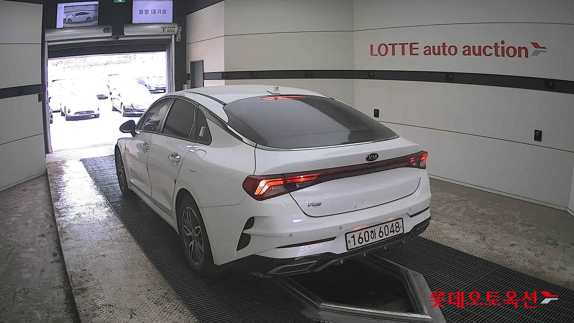 Kia K5 2021 - Image 16