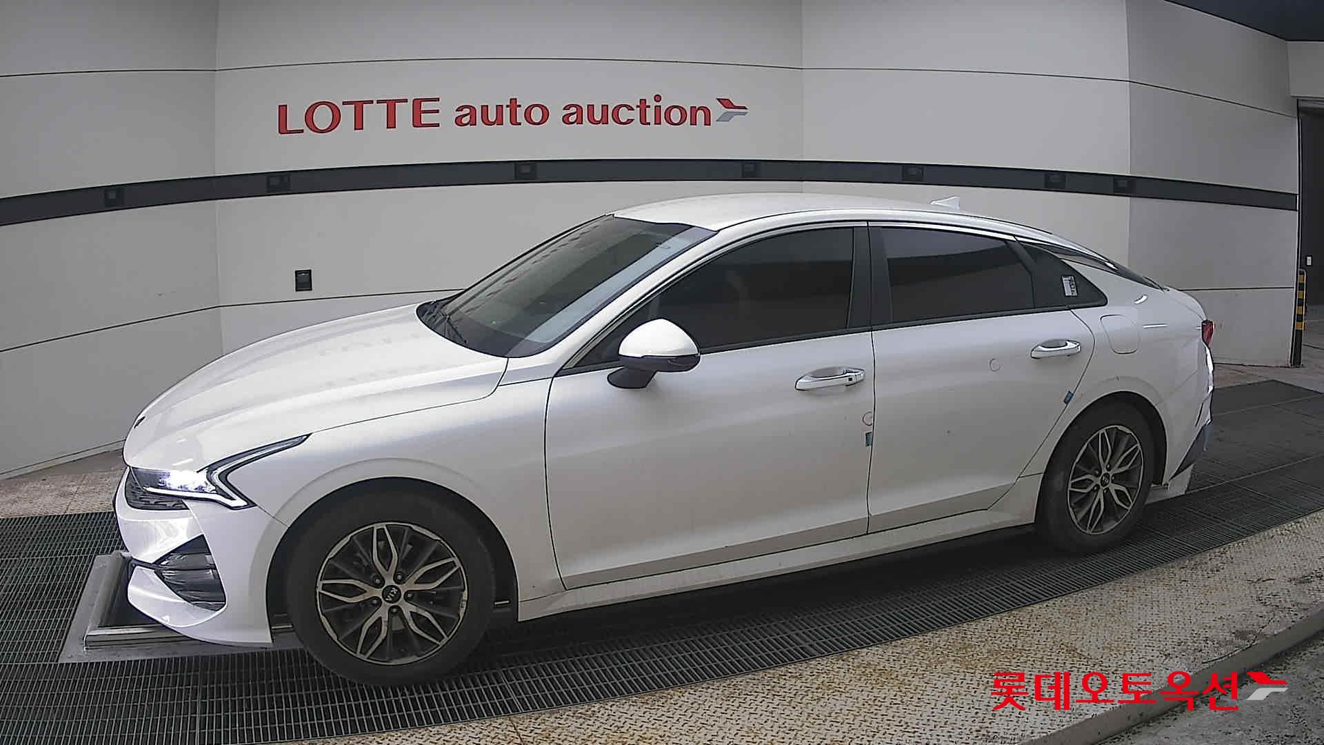 Kia K5 2021 - Image 12