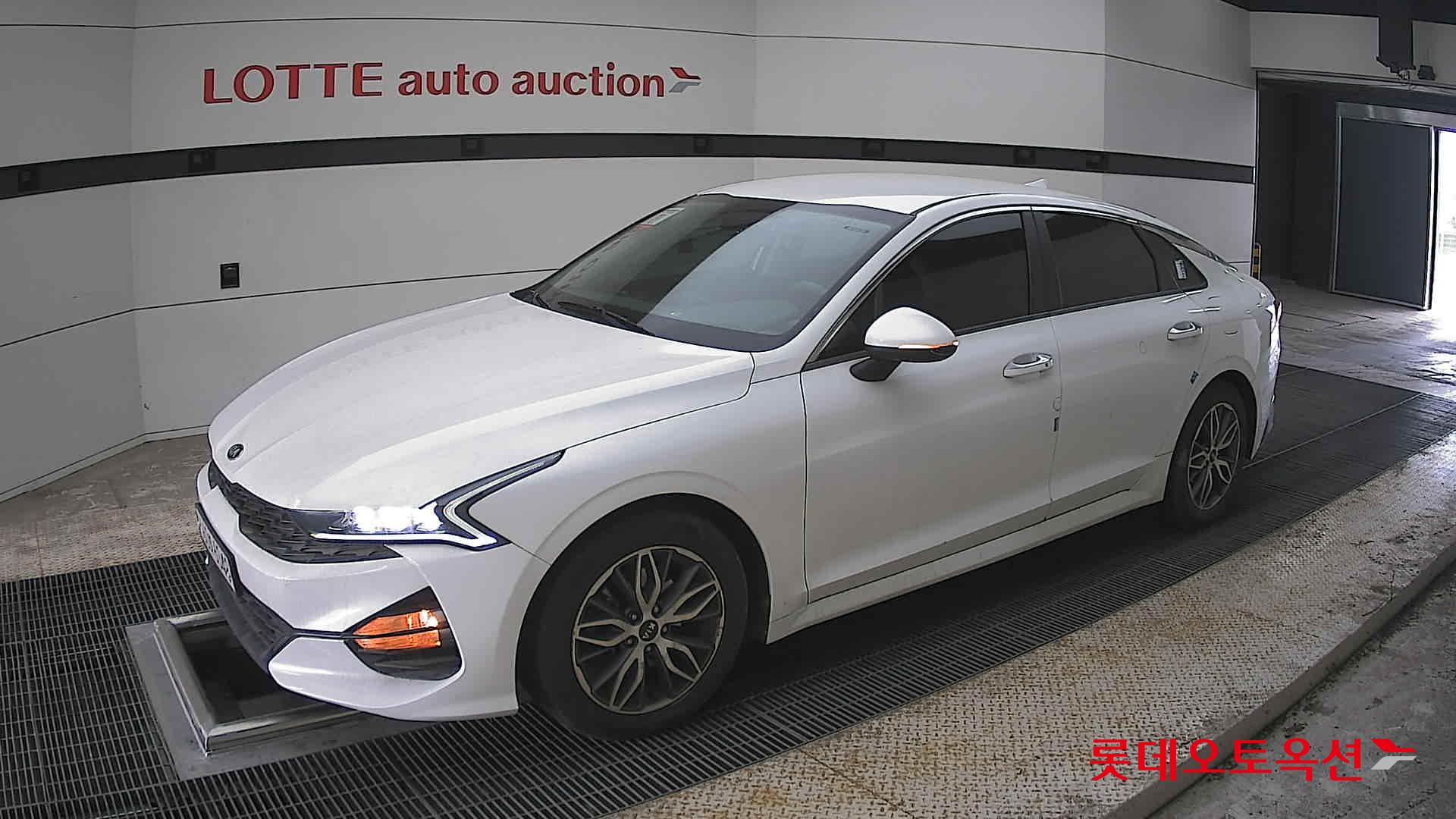 Kia K5 2021 - Image 11