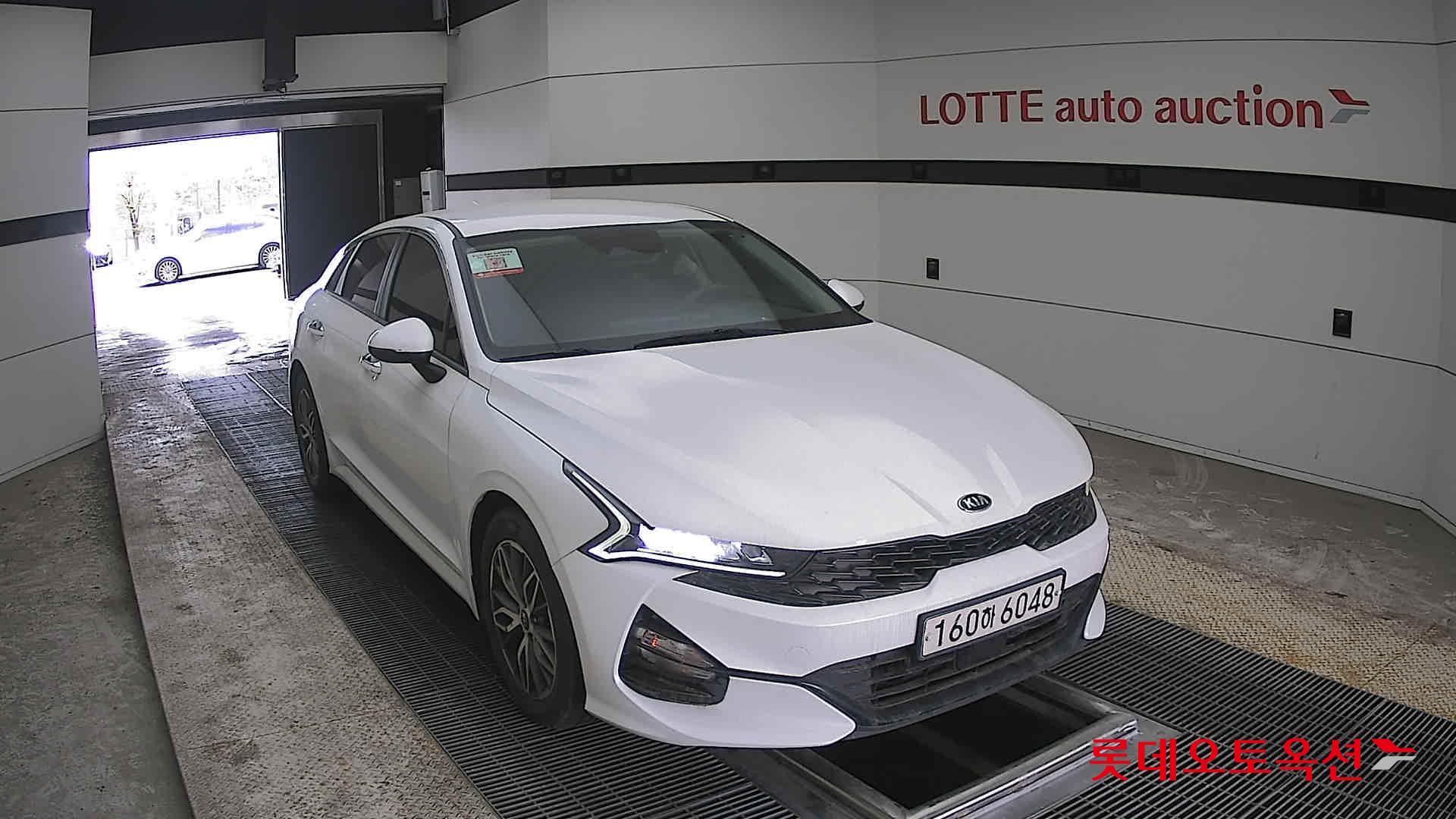 Kia K5 2021 - Image 24